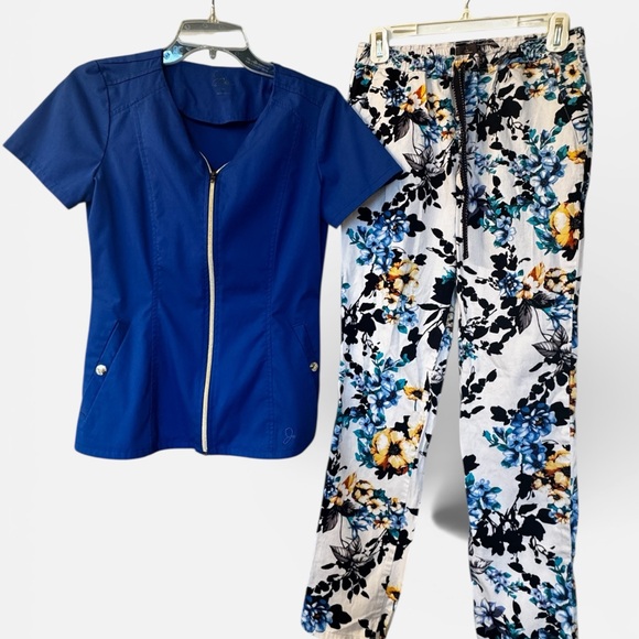 Jaanuu Floral Pants - medical scrub - Picture 5 of 8
